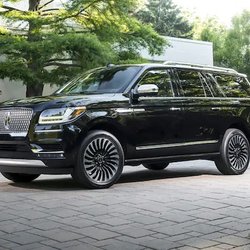 She's My Driver Luxury SUV Service - Lincoln Navigator L - seats 8.