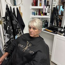 The Hair Lounge Of Collierville