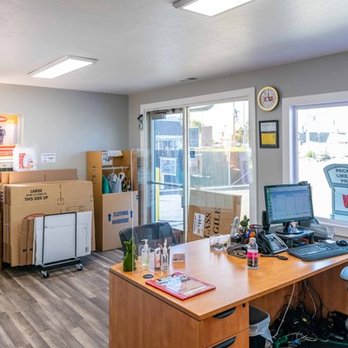 Loc-n-Stor - Loc-N-Stor store with packing and moving supplies in Petaluma, CA. - Self Storage Near Me - Petaluma, California Loc-n-Stor - Loc-N-Stor store with packing and moving supplies in Petaluma, CA. - Self Storage Near Me - Petaluma, California