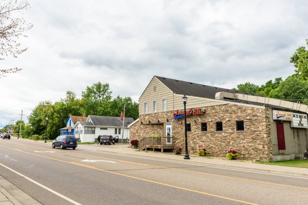 Jersey's Bar & Grill by null