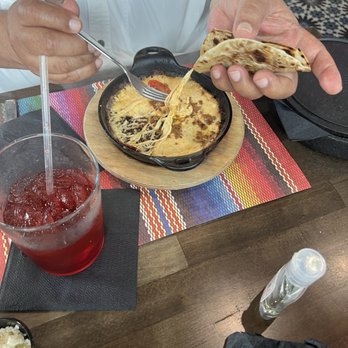 El Botanero - Queso fundido - Mexican Near Me - McAllen, Texas