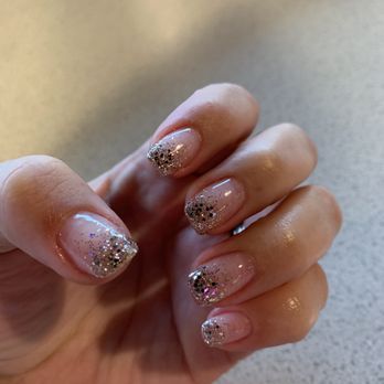 Salon Blue - Champagne ombré - Hair Salons Near Me - Beaverton, Oregon
