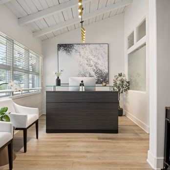 Montecito Concierge Medicine - our beautiful lobby - Internal Medicine Near Me - Santa Barbara, California Montecito Concierge Medicine - our beautiful lobby - Internal Medicine Near Me - Santa Barbara, California