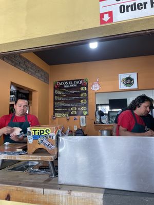 Tacos El Yaqui by null