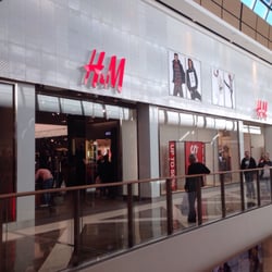 H&M - H&M exterior