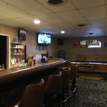 Adams Bowl - Bowling Near Me - Centerville, Iowa