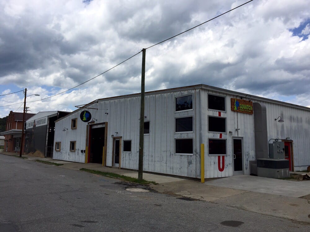 Social spots from Squatch Bikes & Brews