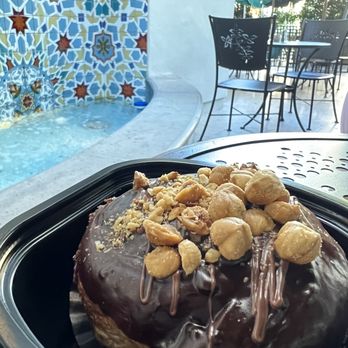 Urth Caffé-Pasadena - Nutella Girella Bun - Cafes Near Me - Pasadena, California Urth Caffé-Pasadena - Nutella Girella Bun - Cafes Near Me - Pasadena, California