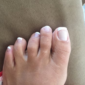 Queen Spa and Nails - One day after getting the worst pedicure ever and by a nail tech that needs to go back to school! - Nail Salons Near Me - Pasco, Washington