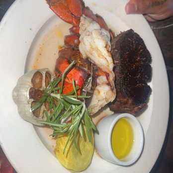 Rails Steakhouse - Surf and Turf - Steakhouses Near Me - Towaco, New Jersey