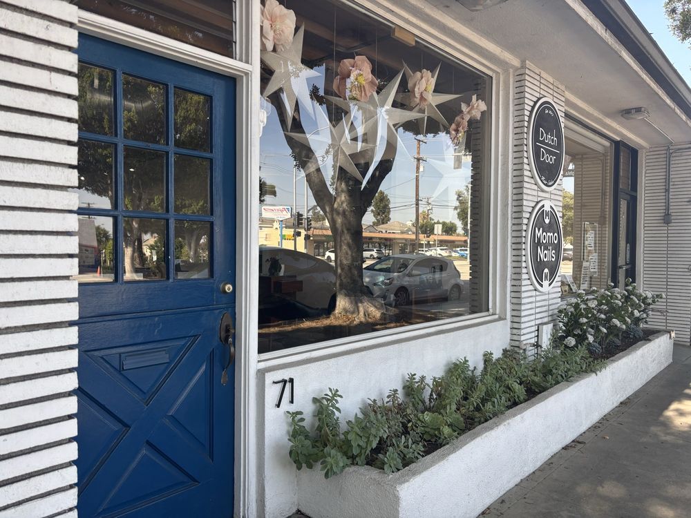 Dutch Door Hair Salon Logo