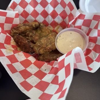 Mac Pizza & Wings - Garlic Parmesan Oven Roasted Wings - Pizza Near Me - Bradenton, Florida
