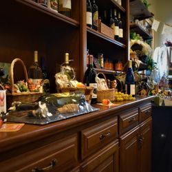 Krohn Dairy Store - Fun shopping environment