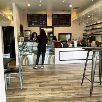 Sweet Piglet Bakery Cafe - Bakeries Near Me - Randolph, Massachusetts Sweet Piglet Bakery Cafe - Bakeries Near Me - Randolph, Massachusetts