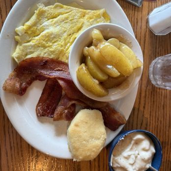 Cracker Barrel Old Country Store - Smoked Sausage Patties - Breakfast & Brunch Near Me - Washington, Pennsylvania