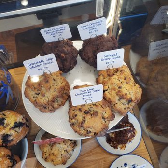 Levain Bakery - Bakeries Near Me - Los Angeles, California