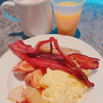 Sheraton - Club Lounge Breakfast - Hotels Near Me - San Gabriel, California Sheraton - Club Lounge Breakfast - Hotels Near Me - San Gabriel, California