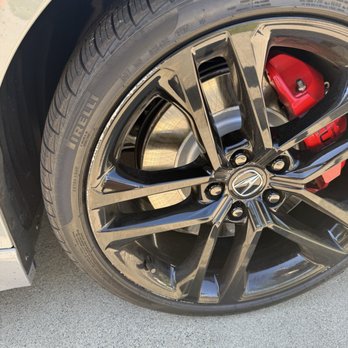 Kelly Wheel Repair - Rim damage along the edges - Auto Repair Near Me Kelly Wheel Repair - Rim damage along the edges - Auto Repair Near Me