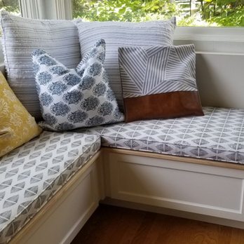 Thomas G Upholstery - Furniture Reupholstery Near Me - Highland Park, Illinois
