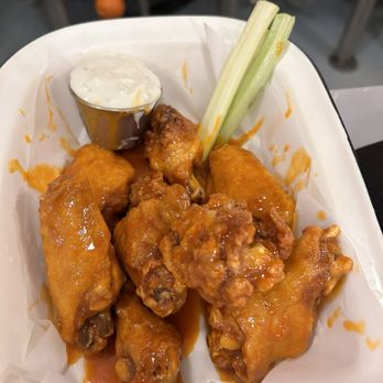 Strangebird - Chicken wings - Breweries Near Me - Rochester, New York Strangebird - Chicken wings - Breweries Near Me - Rochester, New York