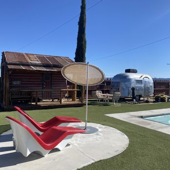 Hicksville Trailer Palace - Accommodations - Hotels Near Me - Joshua Tree, California