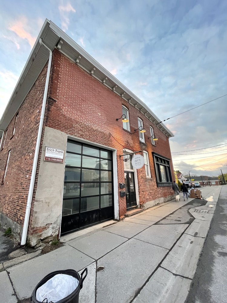 THE MUSE LOFT Updated September 2024 18 Photos 21 Elm St, East