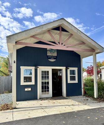 Precipice Coffee by null