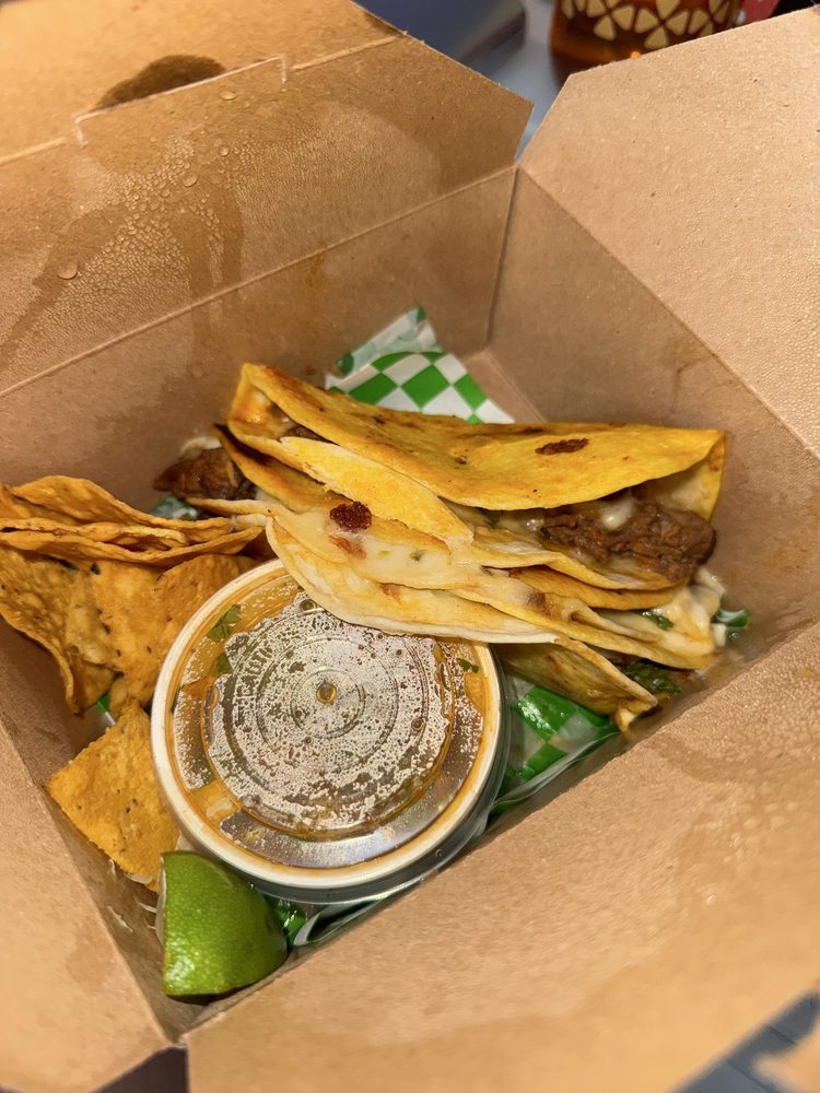 Fresh  Burrito Logo