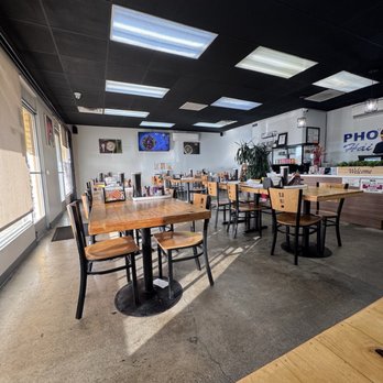 Pho Ga Hai Van 2 - Anaheim - Inside - Vietnamese Near Me - Anaheim, California