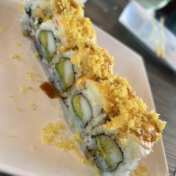 Umi Sushi - Cotton Candy baked roll - Sushi Bars Near Me - Reno, Nevada