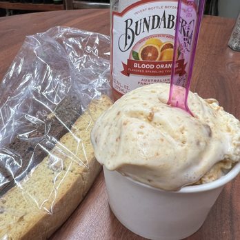 Monte Carlo Deli - Gelato- Half Bourbon Apple & Cookie Butter - Italian Near Me - Burbank, California