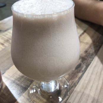 Scoops On Tap - Beer float blended - Ice Cream & Frozen Yogurt Near Me - Covina, California