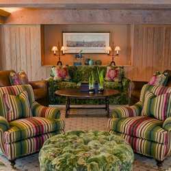 Green Bay Upholstering Company - Custom Furniture Design and Upholstery Services