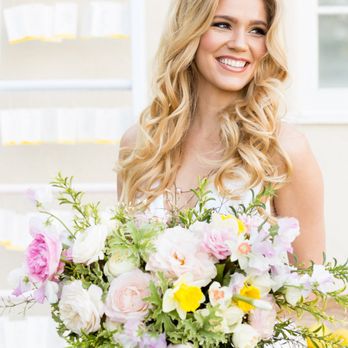 Blue Ladder Botany - One of my favorite bouquets I've ever photographed. Diamant did a beautiful job! - Florists Near Me