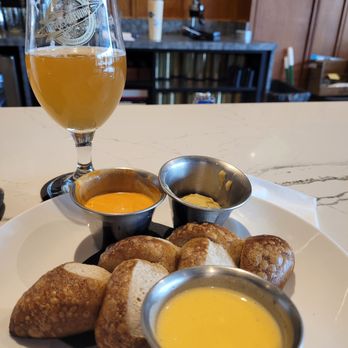 Site-1 Brewing - Pretzel bites - Breweries Near Me - Omaha, Nebraska