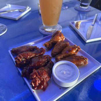 EVO Kitchen - 2 diff wings the smoked sweet pepper wings & Raspberry bourbon glazed wings . Southern belle peach lemonade tea - American Near Me - Charlotte, North Carolina EVO Kitchen - 2 diff wings the smoked sweet pepper wings & Raspberry bourbon glazed wings . Southern belle peach lemonade tea - American Near Me - Charlotte, North Carolina