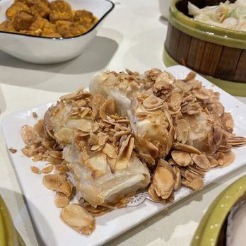 Mayflower Restaurant - Chinese Near Me - Milpitas, California
