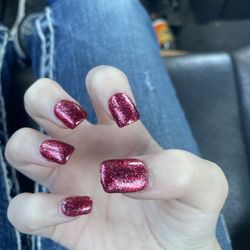 Q Nails