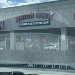 Brick Oven Pizzeria - The restaurant