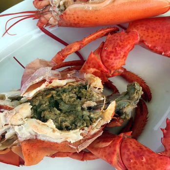 Rusty Anchor Restaurant - lobster - Seafood Near Me - Pleasant Bay, Nova Scotia
