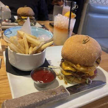 Riviera House - Tiki burger & scorpion cocktail - Seafood Near Me - Redondo Beach, California Riviera House - Tiki burger & scorpion cocktail - Seafood Near Me - Redondo Beach, California
