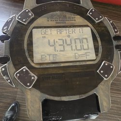 Victory MMA & Fitness - A Table in the lounge