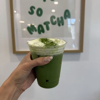 Cafe The Scoop - Matcha Einspanner - Cafes Near Me - Long Beach, California Cafe The Scoop - Matcha Einspanner - Cafes Near Me - Long Beach, California