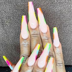 US Nails