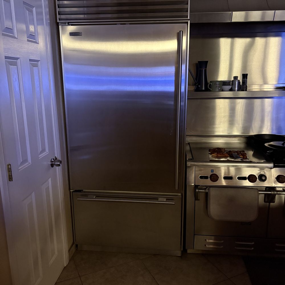 20 year-old SubZero - Series 600 20 year-old SubZero - Series 600