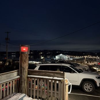 Barnacle Bill's - Outside in the winter - Bars Near Me - Rumson, New Jersey