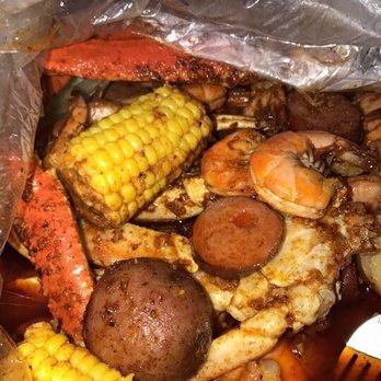 Shaking Crab - Shrimp and Crab Combo - Cajun/Creole Near Me - Virginia Beach, Virginia Shaking Crab - Shrimp and Crab Combo - Cajun/Creole Near Me - Virginia Beach, Virginia