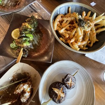 Susuru - Brussels sprouts, Mentaiko fries, shiitake mushrooms. - Izakaya Near Me - Orlando, Florida