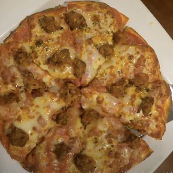 Poppy's Pizza & Grill - Strazianti Pizza for two - Pizza Near Me - Estes Park, Colorado Poppy's Pizza & Grill - Strazianti Pizza for two - Pizza Near Me - Estes Park, Colorado