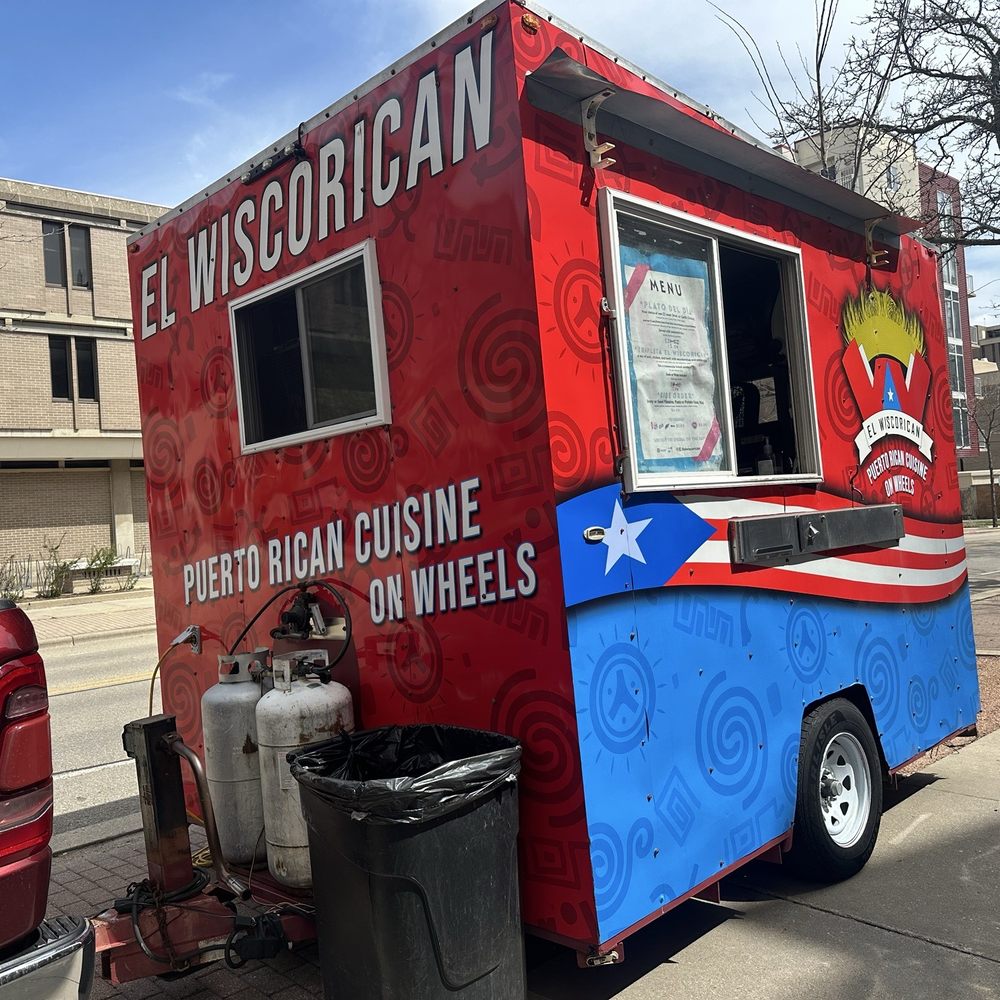 El Wiscorican - Food Trucks Near Me - Madison, Wisconsin El Wiscorican - Food Trucks Near Me - Madison, Wisconsin